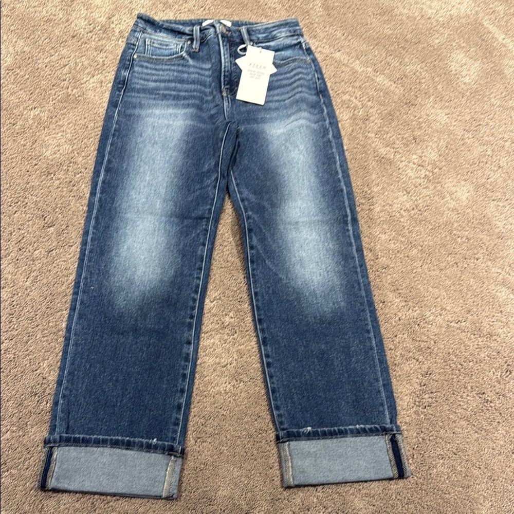 Tummy Control Risen denim! With stretch! Can be uncuffed! High rise size 5